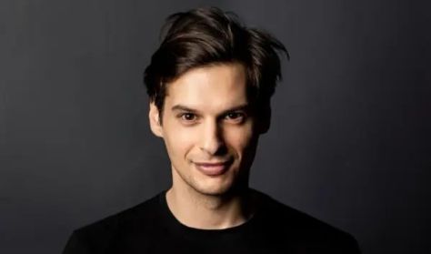Ádám Pásztor 