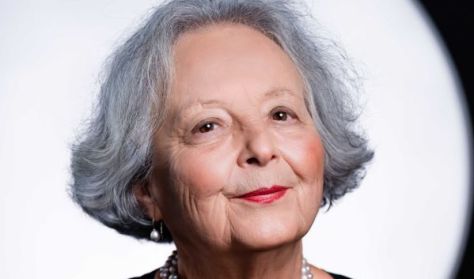 Gloria  Von Berg