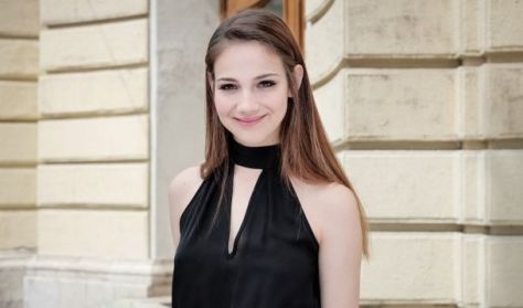 Réti Nóra Réti Nóra