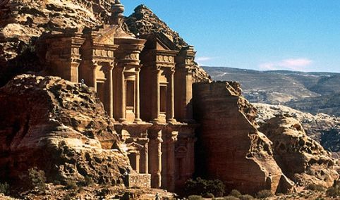 SZENT HELYEK  ÉS  BŰNÖS VÁROSOK