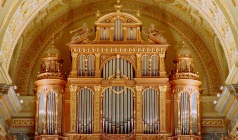 Újévi Ünnepi Orgonakoncert / New Year's Organ Concert Újévi Ünnepi Orgonakoncert / New Year's Organ Concert