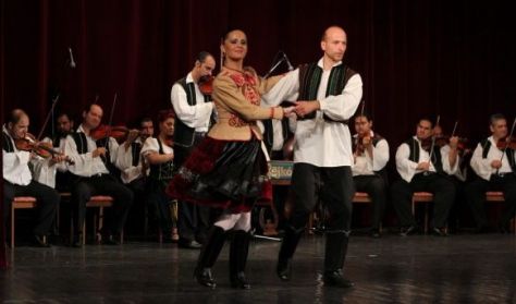 Folklór előadás/Hungarian Dance Performance - Rajkó Zenekar és Népiegyüttes Folklór előadás/Hungarian Dance Performance - Rajkó Zenekar és Népiegyüttes