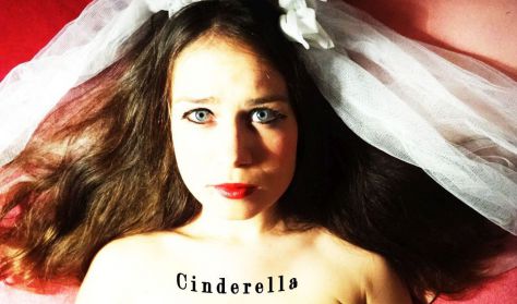Cinderella (18 éven felülieknek)