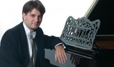 Liszt Múzeum - Matinékoncert: Szilasi Alex zongorahangversenye