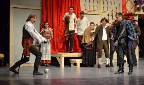 E. Rostand: Cyrano de Bergerac - zenés színpadi előadás
