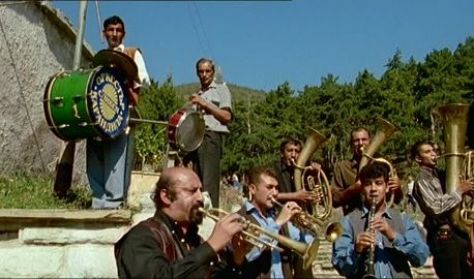 Bolgár Est: Karandila Brass Orchestra (B)