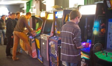 Arcadia Játéktermi Nosztalgia Kiállítás - Péntek Arcadia Játéktermi Nosztalgia Kiállítás - Péntek