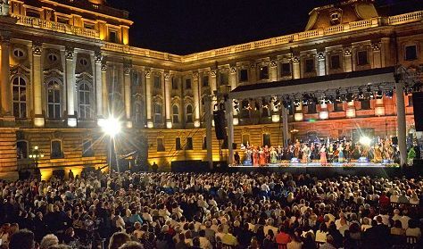 Budavári Palotakoncertek 2018 - Budapesti Operettszínház: Operett Gála - Bor, Dal, Asszony