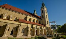 Garantált templomnéző séta minden szerdán a Belvárosi Nagyboldogasszony Főplébánia-templomban Garantált templomnéző séta minden szerdán a Belvárosi Nagyboldogasszony Főplébánia-templomban