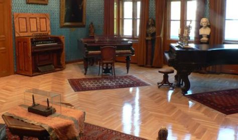Liszt Múzeum - Matinékoncert: Zongoratrió: Homor Zsuzsa, Rózsa Richárd, G.Horváth László