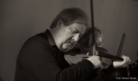 Halmos Béla emlékkoncert - "Összehegedülni a nemzetet" Halmos Béla emlékkoncert - "Összehegedülni a nemzetet"