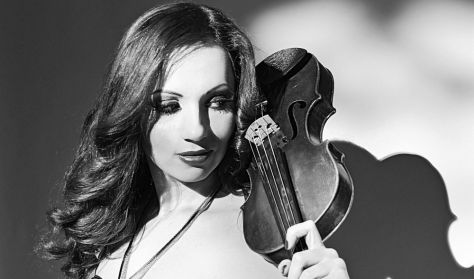Nédó Olga - Violin&Woman show