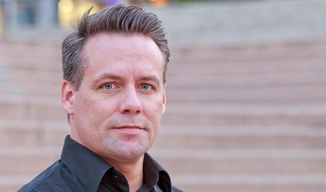 Táncoló filmkockák Csoda születik - az első lépések filmvásznon • Lakatos János előadássorozata Táncoló filmkockák Csoda születik - az első lépések filmvásznon • Lakatos János előadássorozata