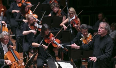 BEETHOVEN-est: Concerto Budapesttel: c-moll z.verseny / VII. szimfónia ( halasztott ip.:2020.11.18.)