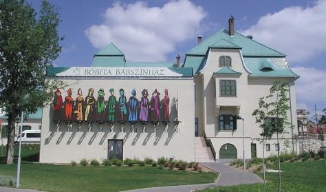 Momkult Gyerekszínház - A hollókirály Momkult Gyerekszínház - A hollókirály