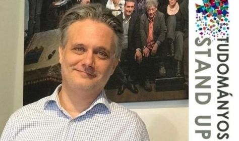 Nyáry Krisztián - Igazgató vagy bohém író? Nyáry Krisztián - Igazgató vagy bohém író?