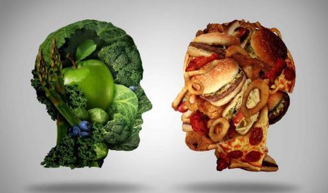 ElőadáSOKK - Kajapara – Az étel-preferencia, ételundor és diétamánia lelki háttere