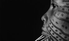 Indiánok. Lelkek. Túlélők. Claudia Andujar fotókiállítása / Yanomami. Spirits. Survivors.