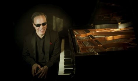 Érdi Tamás zongoraművész Schubert estje