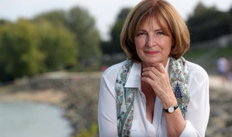 Más kép Szemtől szembe: Huszárik Kata vendége Endrei Judit TV bemondó, műsorvezető Más kép Szemtől szembe: Huszárik Kata vendége Endrei Judit TV bemondó, műsorvezető
