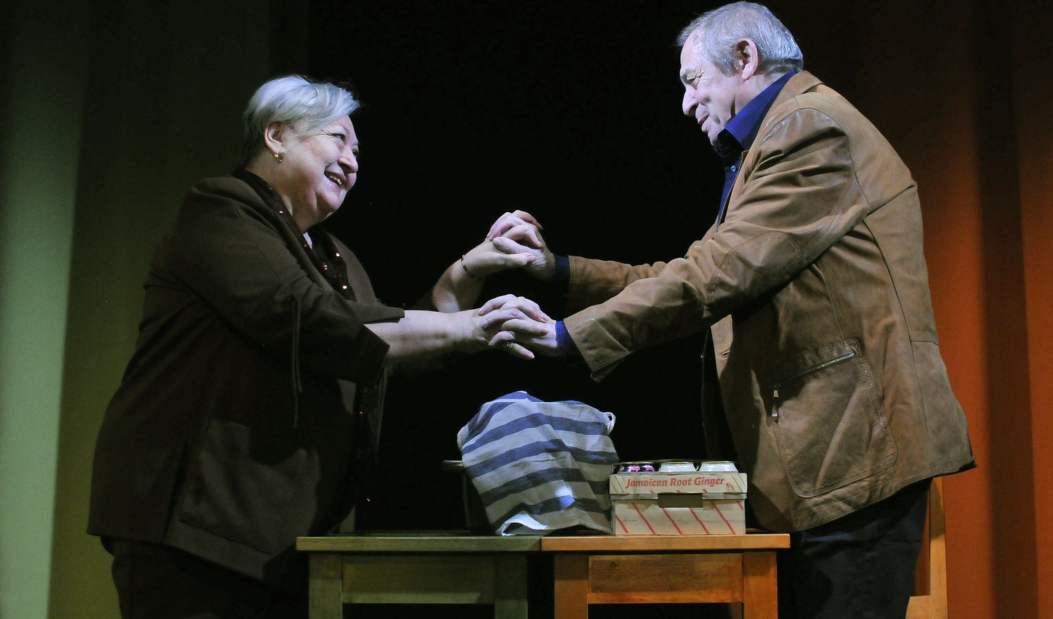 romance.com - Molnár P., Jordán T., Sipos V., Formán B., Domokos Zs.