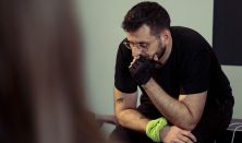 KÁIN ÉS ÁBEL RINGBE SZÁLL