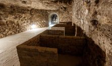 52 Days in Hell - The Siege of Budapest 1944–45 - A Tour of Buda Castle and Underground Bomb Shelter