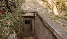 52 Days in Hell - The Siege of Budapest 1944–45 - A Tour of Buda Castle and Underground Bomb Shelter