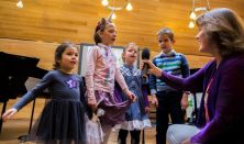 Zenés utazás a hullámok hátán - Kamara.hu Fesztivál - Simon Izabella gyerekműsora 6-12 éveseknek