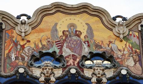 Belvárosi üvegcsodák: séta a Kálvin tértől a Párisi Udvarig Belvárosi üvegcsodák: séta a Kálvin tértől a Párisi Udvarig