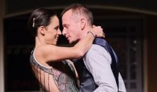 Robin Hawdon: SZERETŐBŐL EGY IS SOK