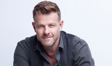 Kamarás Iván: Csókkirály