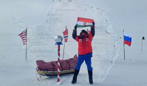Déli-sark: Kemény alku a halálzónában (PREMIER) // Neszmélyi Emil önálló estje Déli-sark: Kemény alku a halálzónában (PREMIER) // Neszmélyi Emil önálló estje