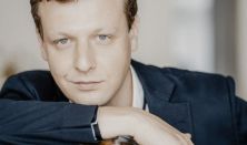 A FESZTIVÁL NYITÓHANGVERSENYE