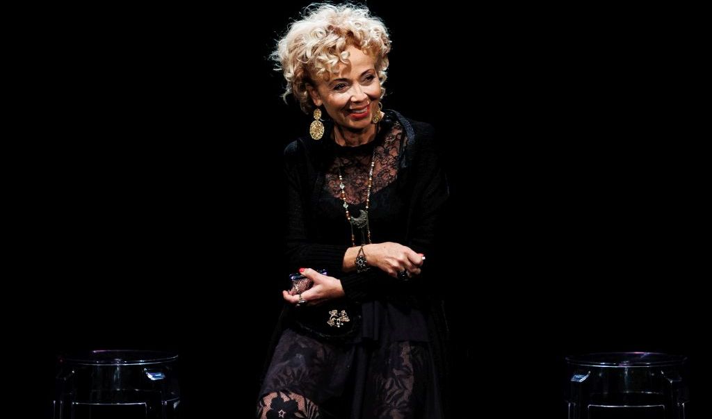 Lackfi János: HÁROM NŐ, EGY ESET