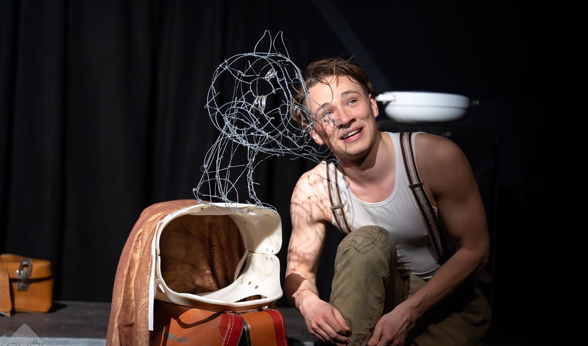 152 lépés Auschwitz felé-Karácsony Gergely előadása