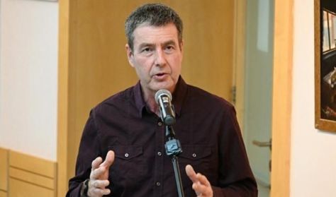 Művészettörténeti előadás: Nagy művész-szerelmek - Vágó Zoltán festőművész előadása