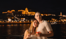 Tűzijáték a Dunán – Ünnepi vacsorahajó augusztus 20-án