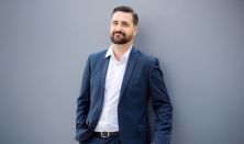 A Fekete-fehér Katedrális - A Zene Világnapja Kovács Gergely zongoraművésszel