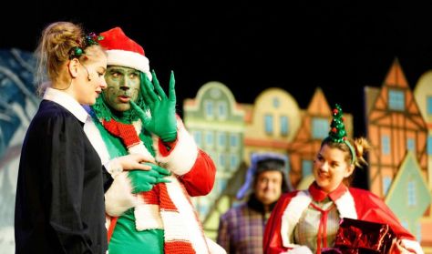 GRINCS - Pesti Művész Színház