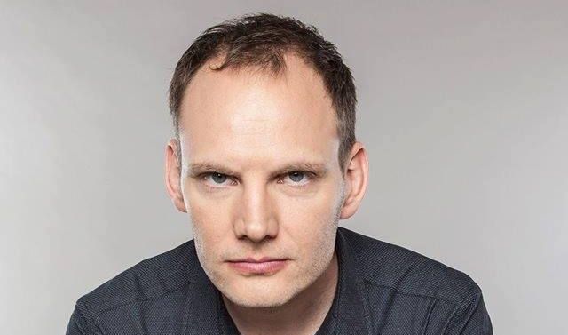 Innen már csak gurulunk (tesztrepülés) - Bödőcs Tibor önálló estje, előzenekar: Tóth Edu