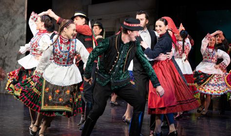 Téli tánc - Magyar Nemzeti Táncegyüttes - Advent a Várkert Bazárban Téli tánc - Magyar Nemzeti Táncegyüttes - Advent a Várkert Bazárban