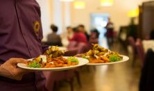 Máté Péter akusztikus est- svédasztallal