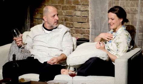 Alberti Zsófi - Khaled-Abdo Szaida: Védőháló / Pripacsok Produkció