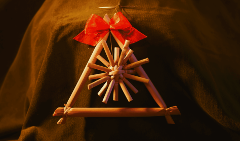 Adventi foglalkozás - gyékényből készült ablak- és ajtódíszek