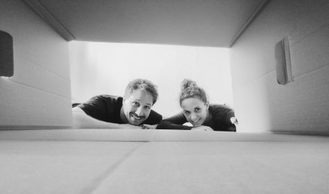 Babaszínház - A DOBOZ