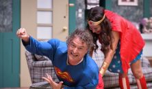 A FELESÉG NEGYVENNÉL KEZDŐDIK