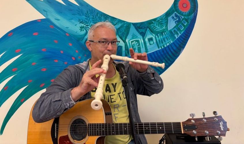 „ZENEGYEREKEKNEK!” HÉTVÉGÉN ÉS CSALÁDI KUCKÓ