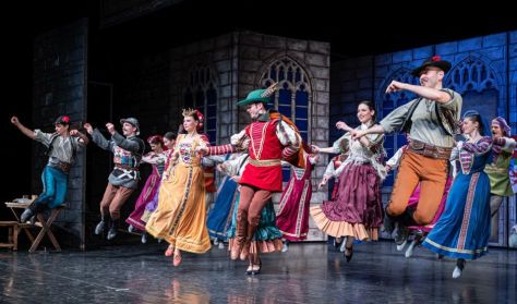 Magyar Nemzeti Táncegyüttes - Mátyás, a világ királya