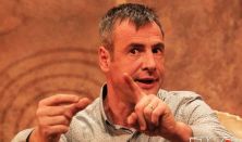 SEGÍTSÉG, MEGNŐSÜLTEM! / Pindroch Csaba fergeteges vígjátéka Mezőberényben!